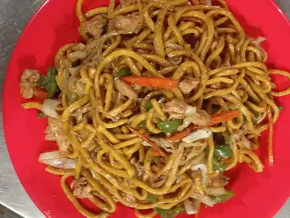 Jik Jik special chowmein